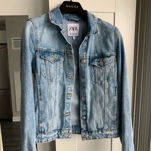 MOVING SALE 🔥 Zara jeans jacket